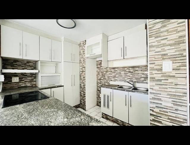 3 BEDROOM APARTMENT FOR SALE IN BONELA